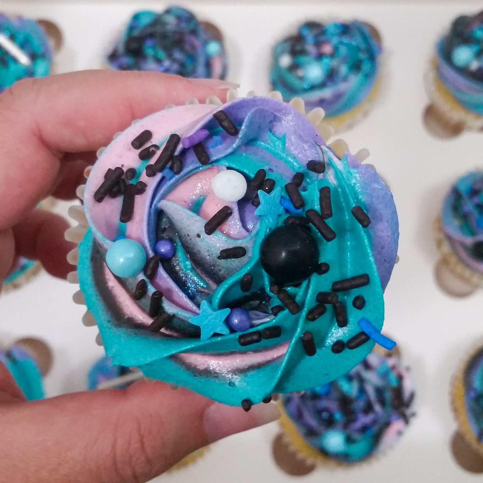 Galaxy cupcakes